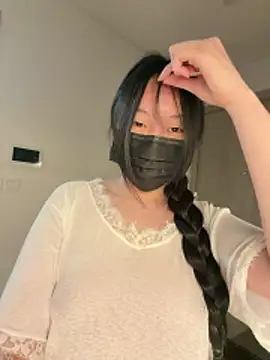 Snapshot of MEOW_MEO chatting on April 22, 4:14 pm MEOW MEO online show from April 22, 4:14 pm