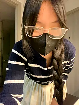 Snapshot of MEOW_MEO chatting on November 21, 4:39 pm MEOW MEO online show from November 21, 4:39 pm