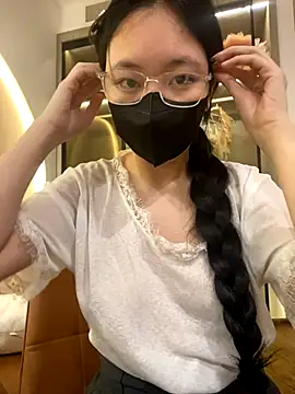 Snapshot of MEOW_MEO chatting on November 6, 4:22 pm MEOW MEO online show from November 6, 4:22 pm