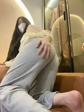 Snapshot of MEOW_MEO chatting on January 16, 4:22 pm MEOW MEO online show from January 16, 4:22 pm