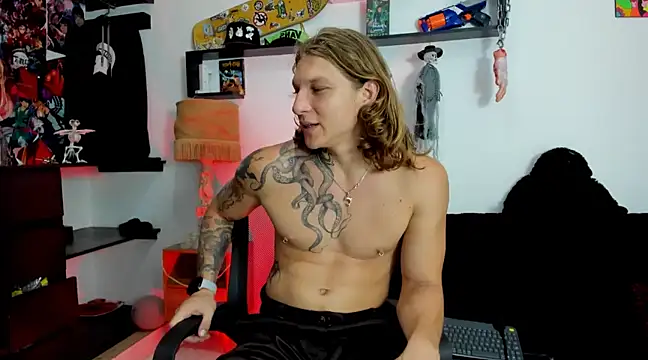 Tom Krakow online show from December 4, 9:29 pm