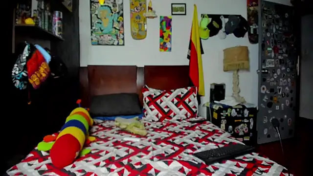 Tom Krakow online show from February 13, 7:25 pm