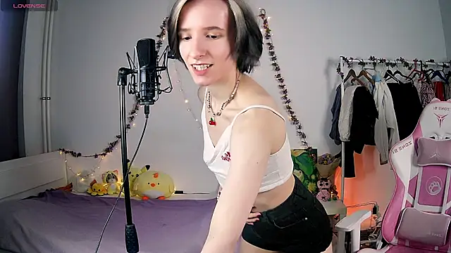 Snapshot of Violet_Veliya chatting on March 7, 4:11 pm Violet Veliya online show from March 7, 4:11 pm