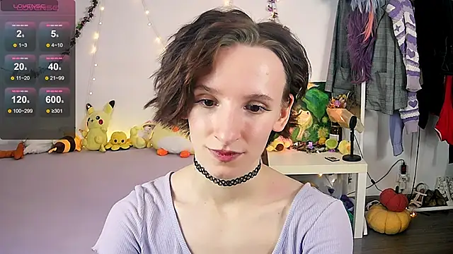 Snapshot of Violet_Veliya chatting on October 8, 3:35 pm Violet Veliya online show from October 8, 3:35 pm