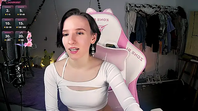 Snapshot of Violet_Veliya chatting on January 31, 4:27 pm Violet Veliya online show from January 31, 4:27 pm