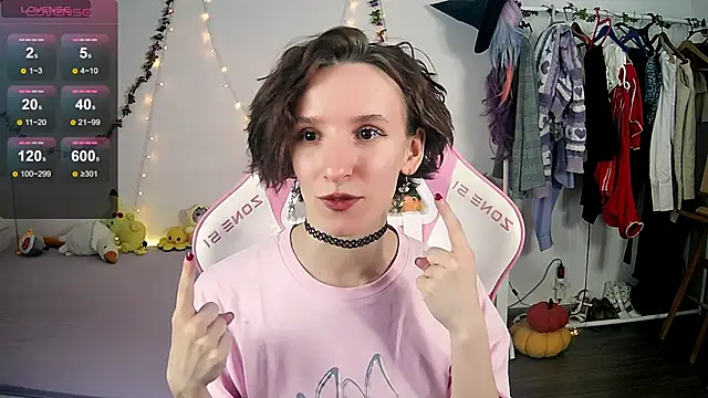 Snapshot of Violet_Veliya chatting on October 5, 2:19 pm Violet Veliya online show from October 5, 2:19 pm