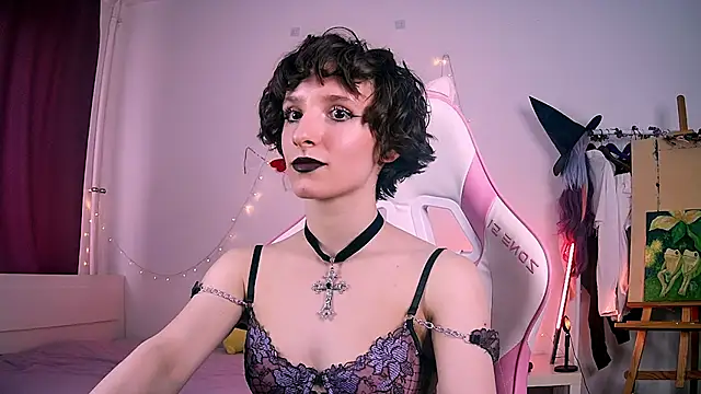 Snapshot of Violet_Veliya chatting on April 4, 1:50 pm Violet Veliya online show from April 4, 1:50 pm