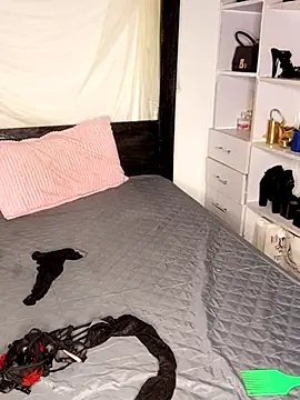 rosey cheeks online show from November 21, 3:05 am