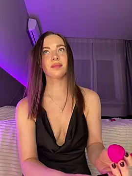 -SweetDi- online show from March 12, 8:09 pm