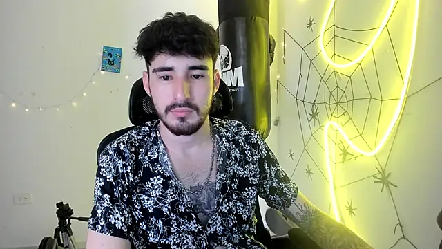 DmitriSanders online show from January 18, 4:43 pm