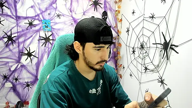 DmitriSanders online show from December 14, 2:00 pm