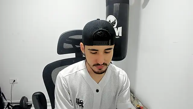 DmitriSanders online show from September 12, 7:02 pm