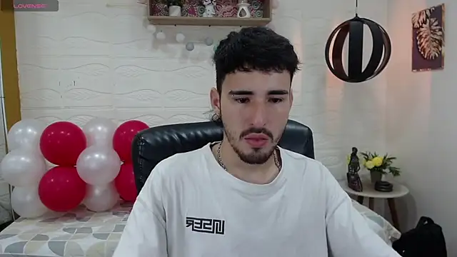 DmitriSanders online show from February 18, 8:25 pm