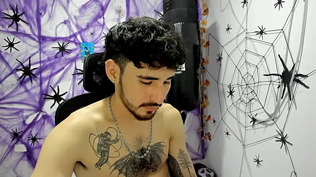 DmitriSanders online show from January 7, 5:01 am