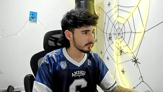 DmitriSanders online show from January 14, 2:26 am