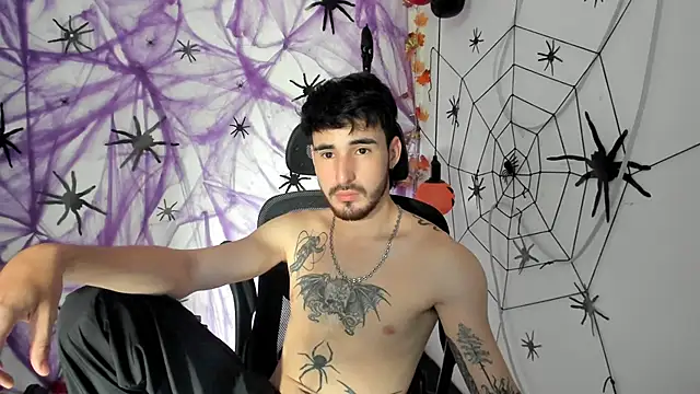 DmitriSanders online show from October 16, 8:17 pm