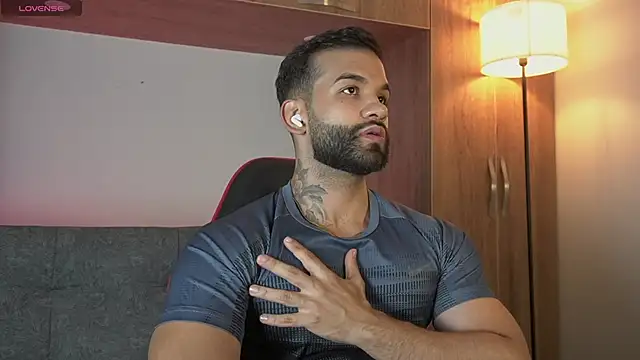 MarkHazze online show from February 26, 12:10 am