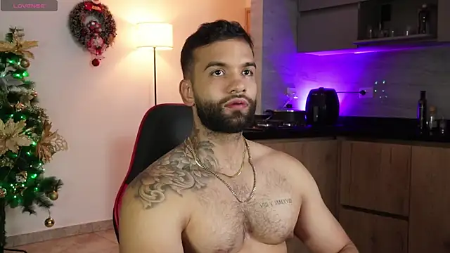 MarkHazze online show from December 21, 10:54 pm