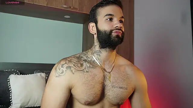 Snapshot of MarkHazze chatting on October 20, 9:59 pm MarkHazze online show from October 20, 9:59 pm