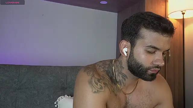 MarkHazze online show from March 29, 12:45 am