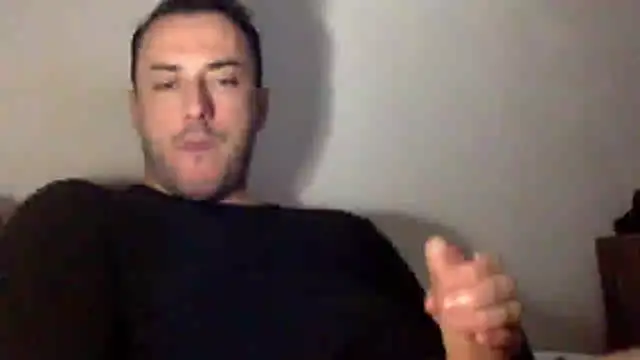 Snapshot of mainnrd chatting on April 29, 6:58 pm mainnrd online show from April 29, 6:58 pm