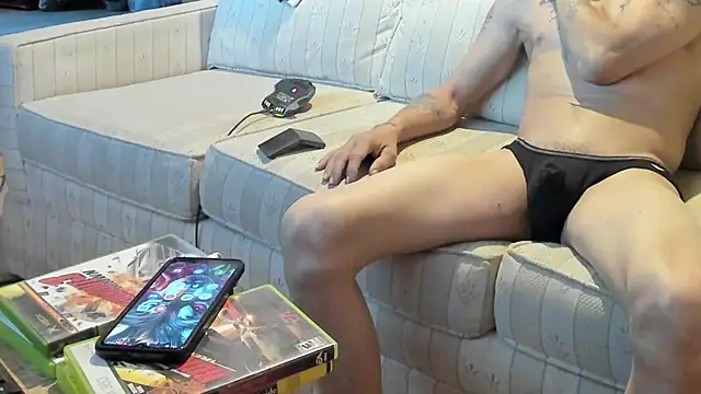 jayshort786 online show from September 17, 1:13 pm