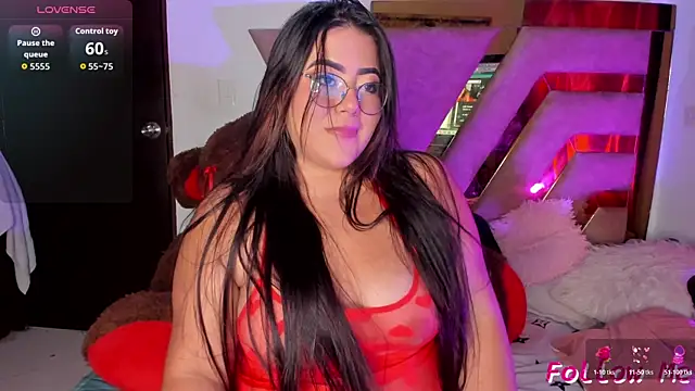 naatashamendozaa online show from November 19, 4:01 am