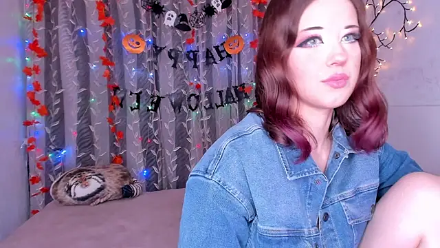 Snapshot of space_cowgirl chatting on November 16, 5:28 pm space cowgirl online show from November 16, 5:28 pm