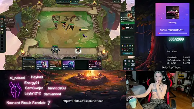 Snapshot of Lisaonthemoon chatting on March 16, 5:58 am Lisaonthemoon online show from March 16, 5:58 am