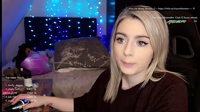 Lisaonthemoon online show from March 17, 8:45 pm