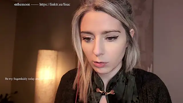 Lisaonthemoon online show from March 24, 9:04 pm