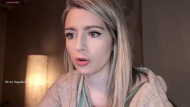 Lisaonthemoon online show from March 27, 7:48 pm