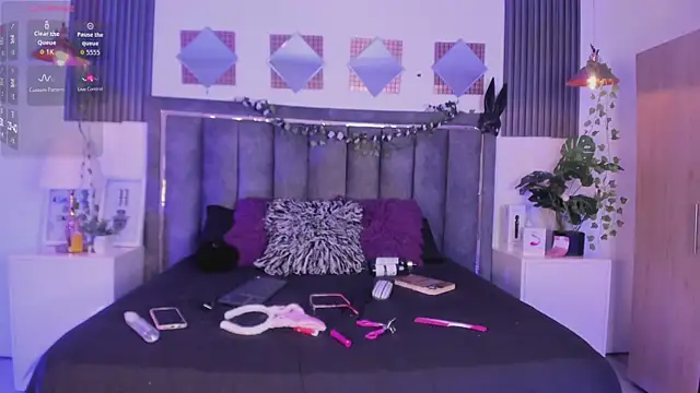 Snapshot of Ithan_sammy chatting on October 31, 1:52 pm Ithan sammy online show from October 31, 1:52 pm