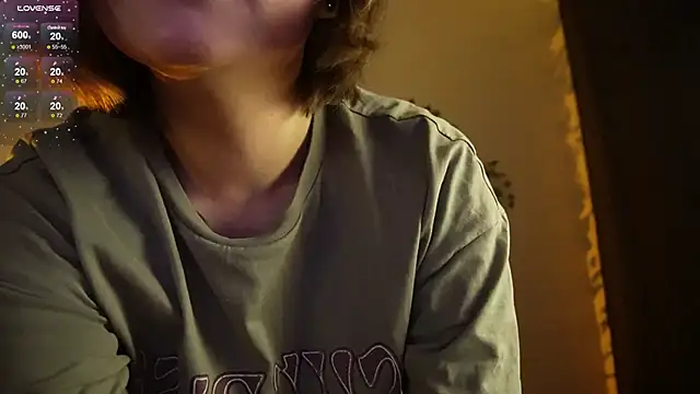 Megan  Hart online show from December 20, 2:03 am