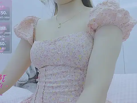 Snapshot of Linh_diudang chatting on October 25, 3:01 pm Linh diudang online show from October 25, 3:01 pm