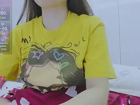 Snapshot of Linh_diudang chatting on October 27, 3:02 pm Linh diudang online show from October 27, 3:02 pm