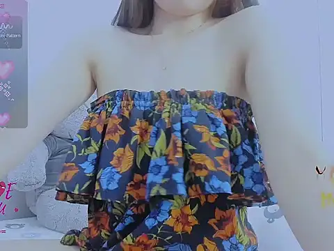 Snapshot of Linh_diudang chatting on December 1, 3:18 am Linh diudang online show from December 1, 3:18 am