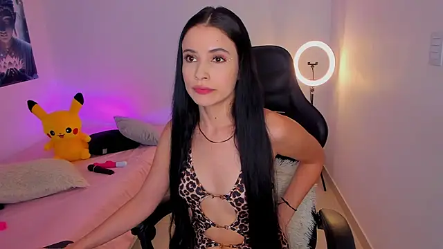 melanyrouse1 online show from April 5, 8:04 pm