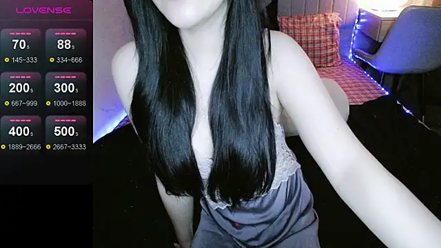  Viviann  online show from October 18, 3:14 pm