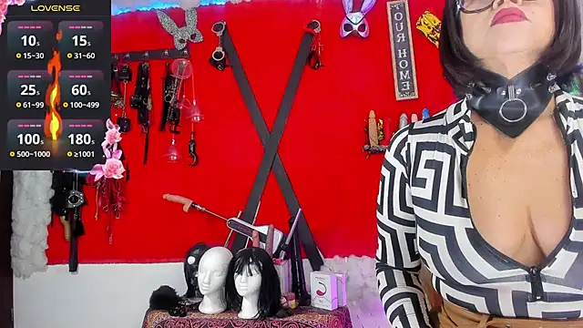 jena derboo online show from October 5, 10:28 am