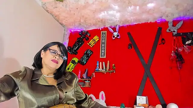 jena derboo online show from February 9, 10:24 am