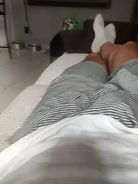 dredre1069 online show from December 19, 1:46 pm