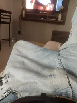 Snapshot of dredre1069 chatting on December 18, 4:33 pm dredre1069 online show from December 18, 4:33 pm