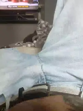 Snapshot of dredre1069 chatting on November 14, 4:32 pm dredre1069 online show from November 14, 4:32 pm