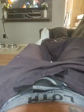 Snapshot of dredre1069 chatting on November 28, 1:22 pm dredre1069 online show from November 28, 1:22 pm