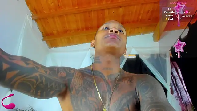 esteveen ortegas  online show from November 10, 1:38 pm