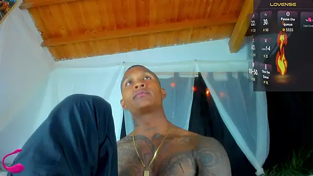 esteveen ortegas  online show from October 19, 11:29 pm