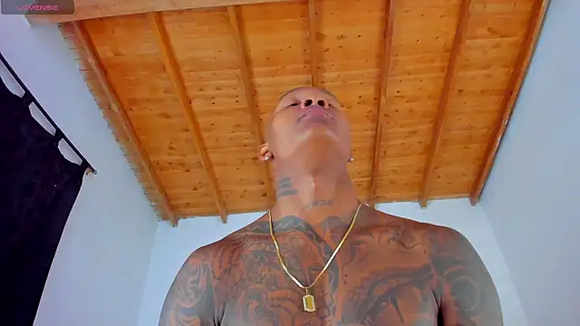 esteveen ortegas  online show from April 14, 9:14 am