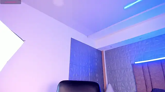 alicee smithh1 online show from November 5, 7:28 pm