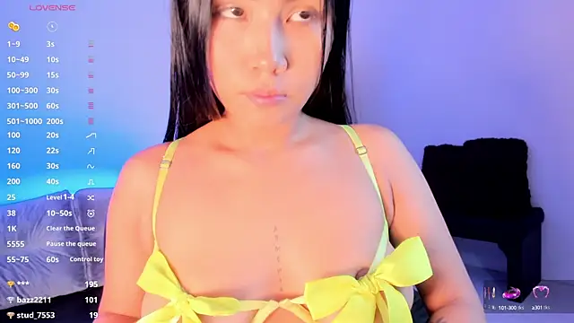 alicee smithh1 online show from September 30, 7:09 pm